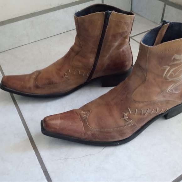 Used Aldo boot size 11 with zipper very good condition - Picture 5 of 9